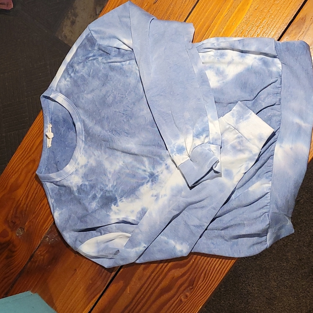 Tie dye sweatshirt